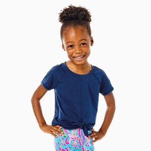 Lilly Pulitzer Girls Mini Kieran Active Tee Navy Blue, size L